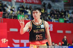 中国男篮今日名单公布!庞峥麟/冯傲/徐昕等6人有望迎国家队首秀配图