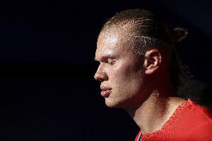 挪威助教:哈兰德14岁说想成为世界最佳前锋,现在他做到了配图