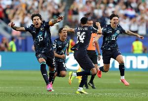 以下克上！D组第3巴拉圭淘汰E组第1德国晋级世界杯16强配图